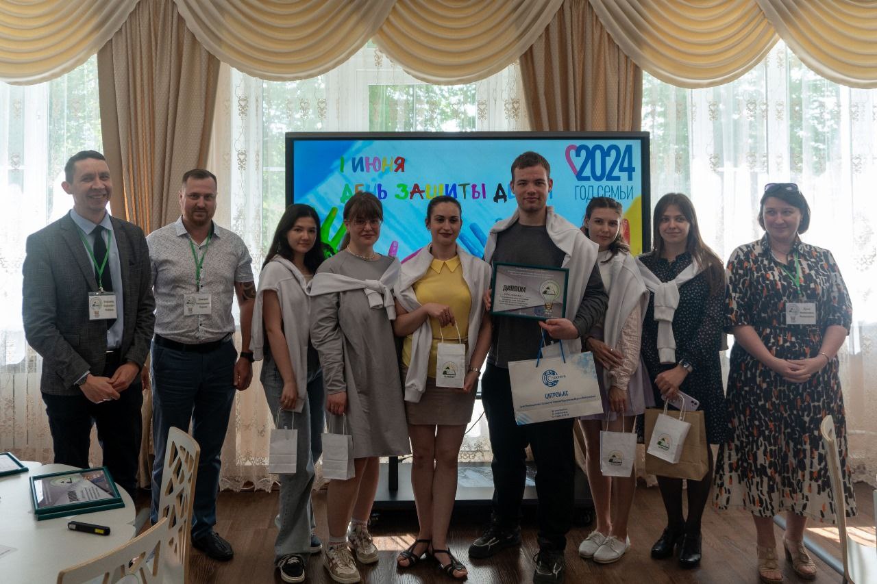 Студенты-стажеры на региональном брейн-ринге