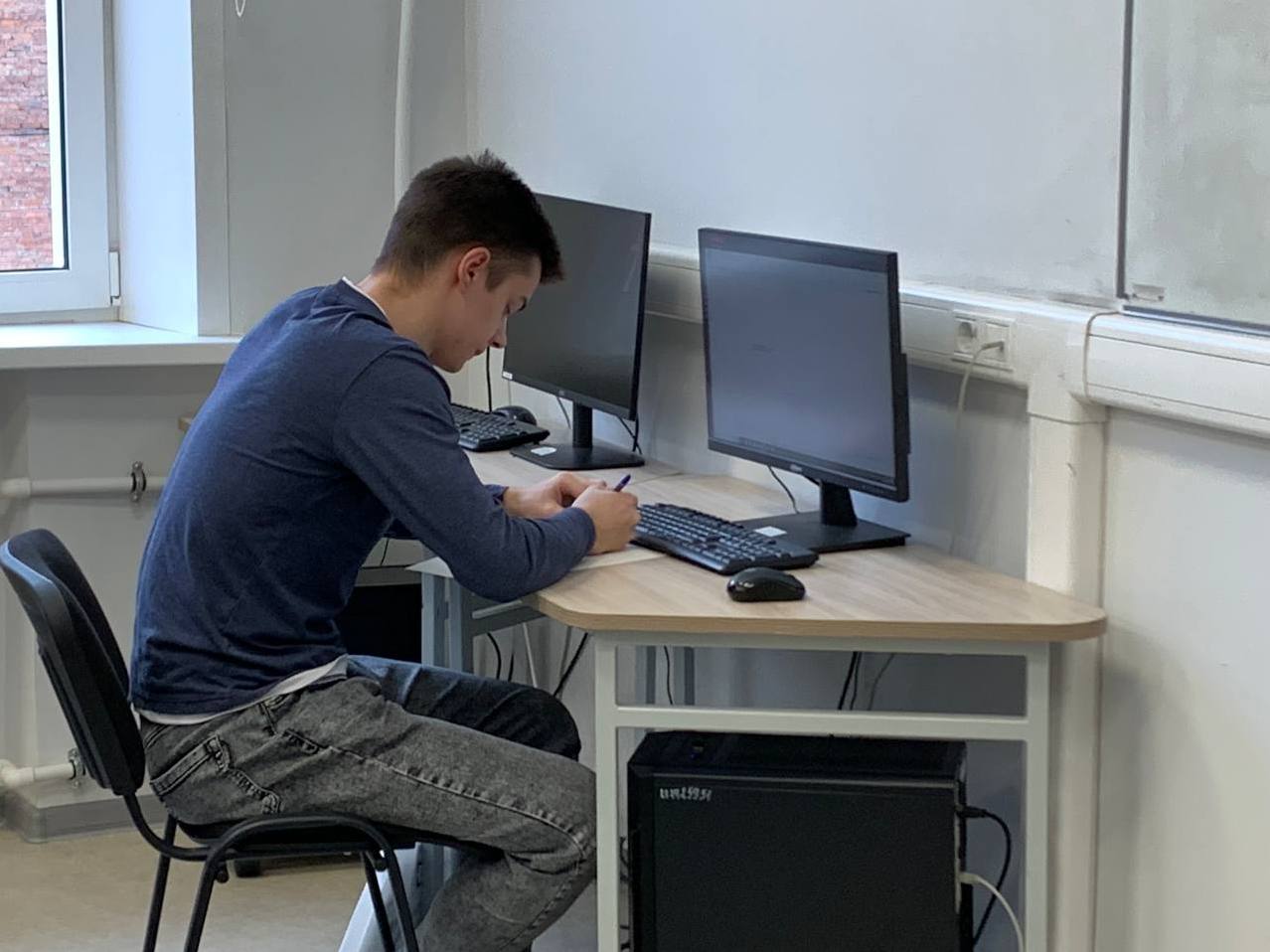 Алгоритмы успеха: в Толстовском университете прошла олимпиада по информатике