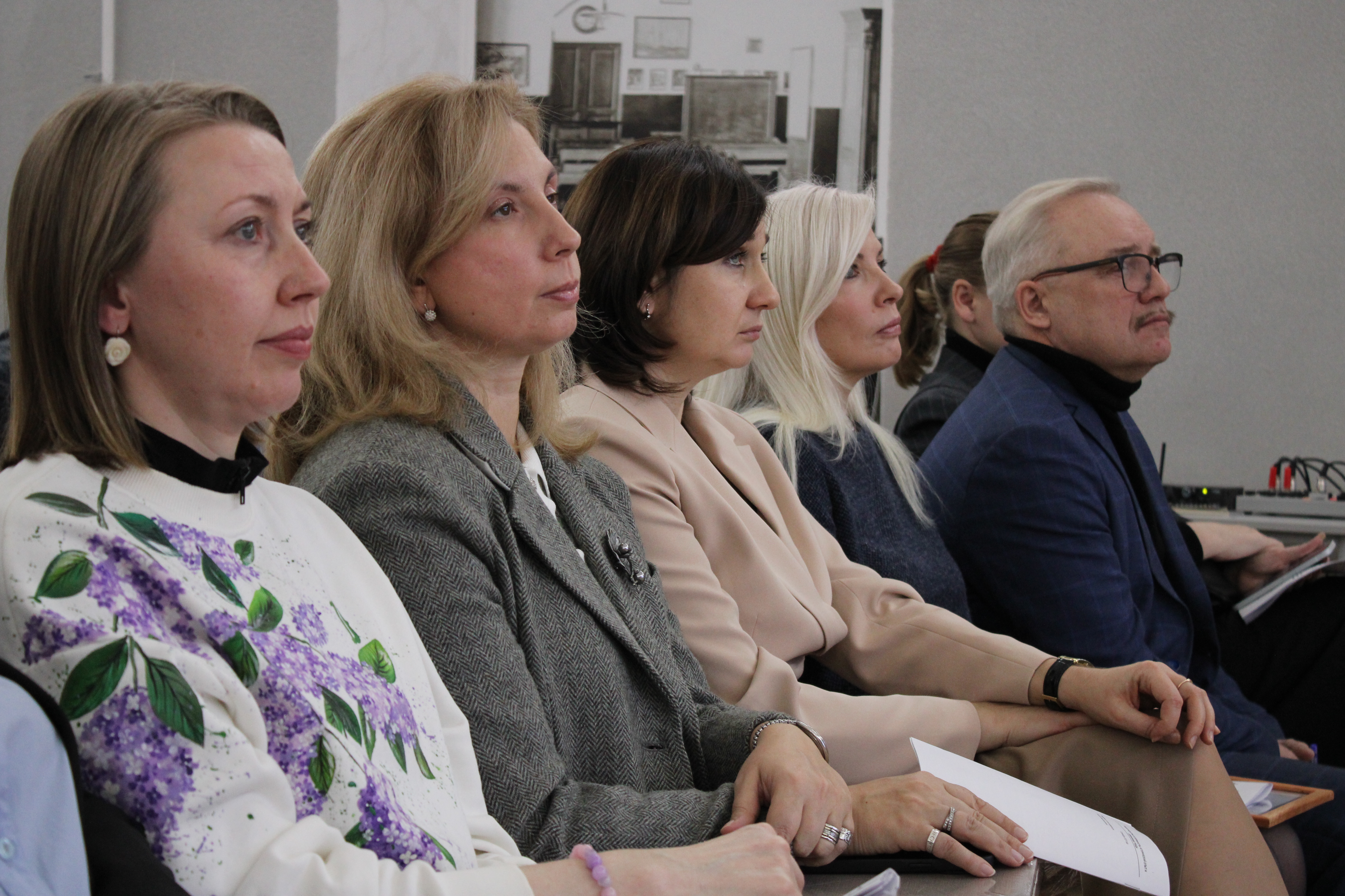 Международная научно-практическая конференция по туризму и индустрии гостеприимства открылась в Университете Льва Толстого