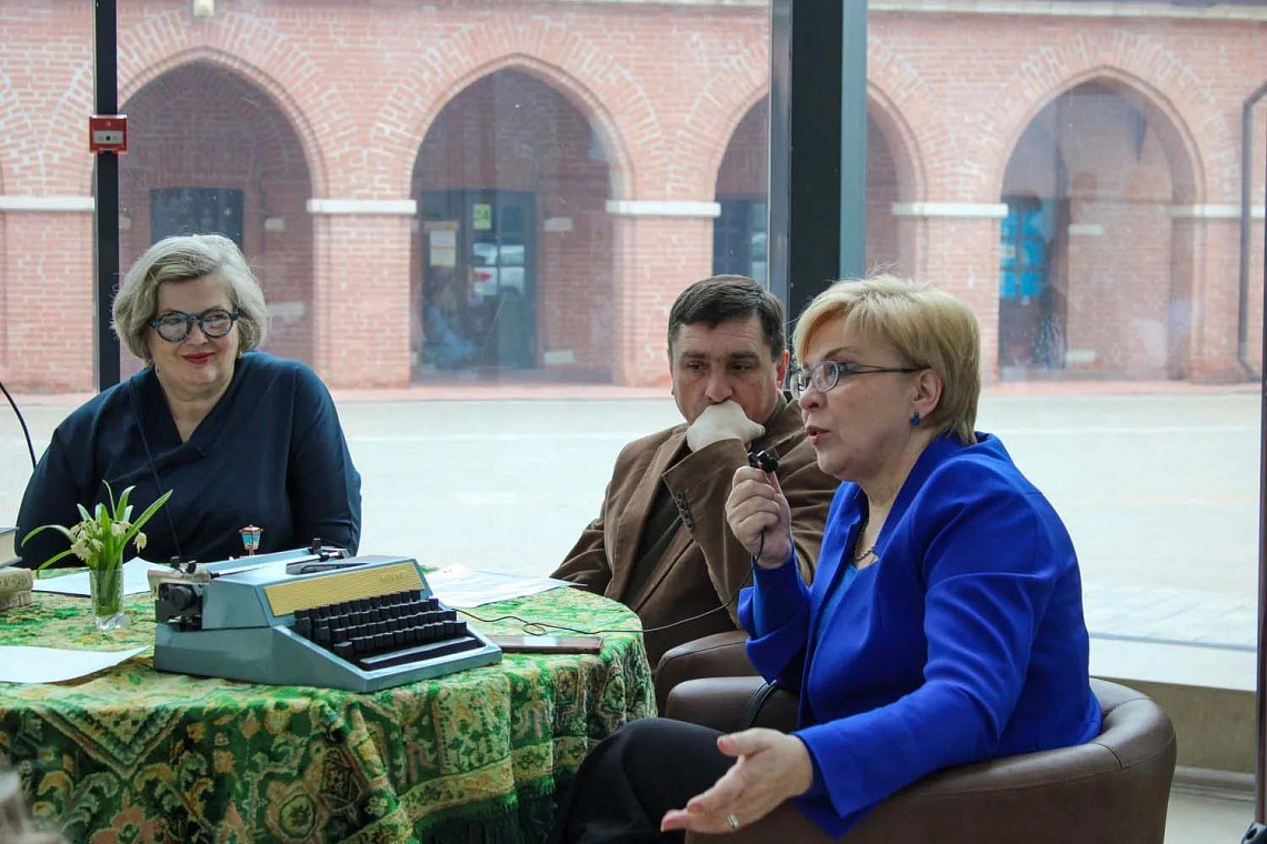 Дмитрий Романов и Елена Симонова выступили экспертами на фестивале «Тула читает!»