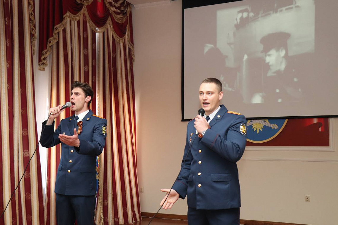 Студенты Института детства стали участниками торжеств в честь Дня Победы